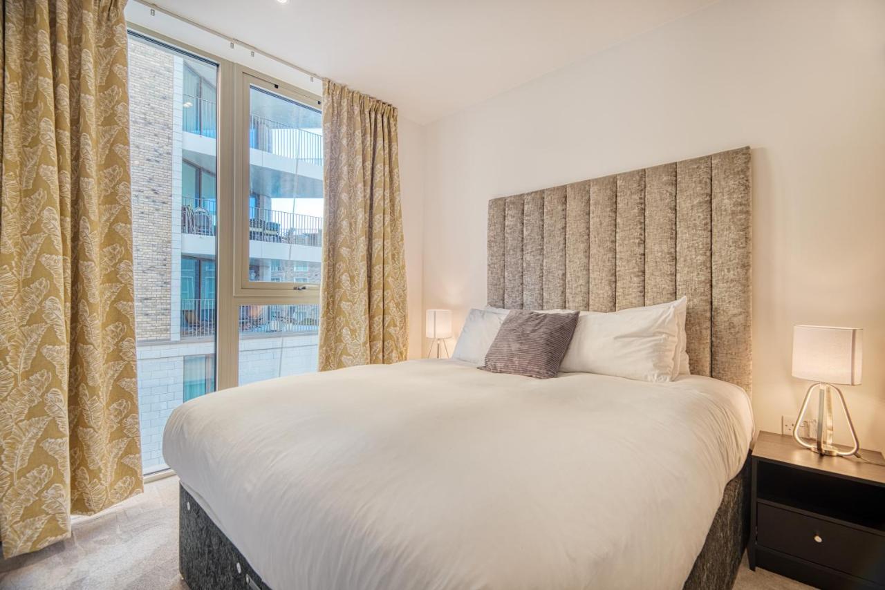 Austin David Apartments Royal Wharf Londres Exterior foto